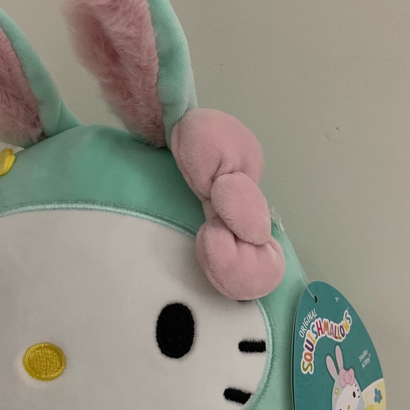 Squishmallow NWT Hello Kitty 8”, GREAT CHRISTMAS GIFT FOR HELLO KITTY FANS! - Picture 7 of 8